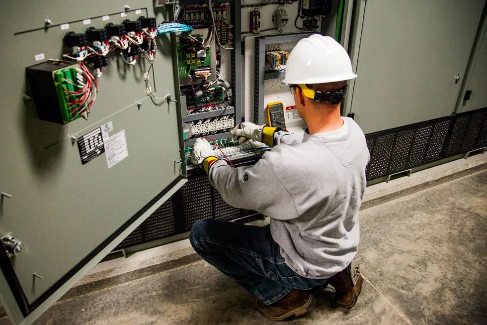 testing switchgear